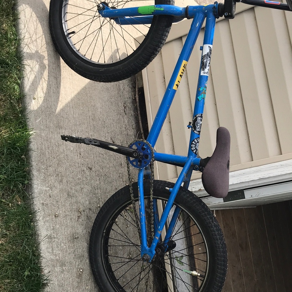 BMX2018  it is for 600$.It is gust the frame